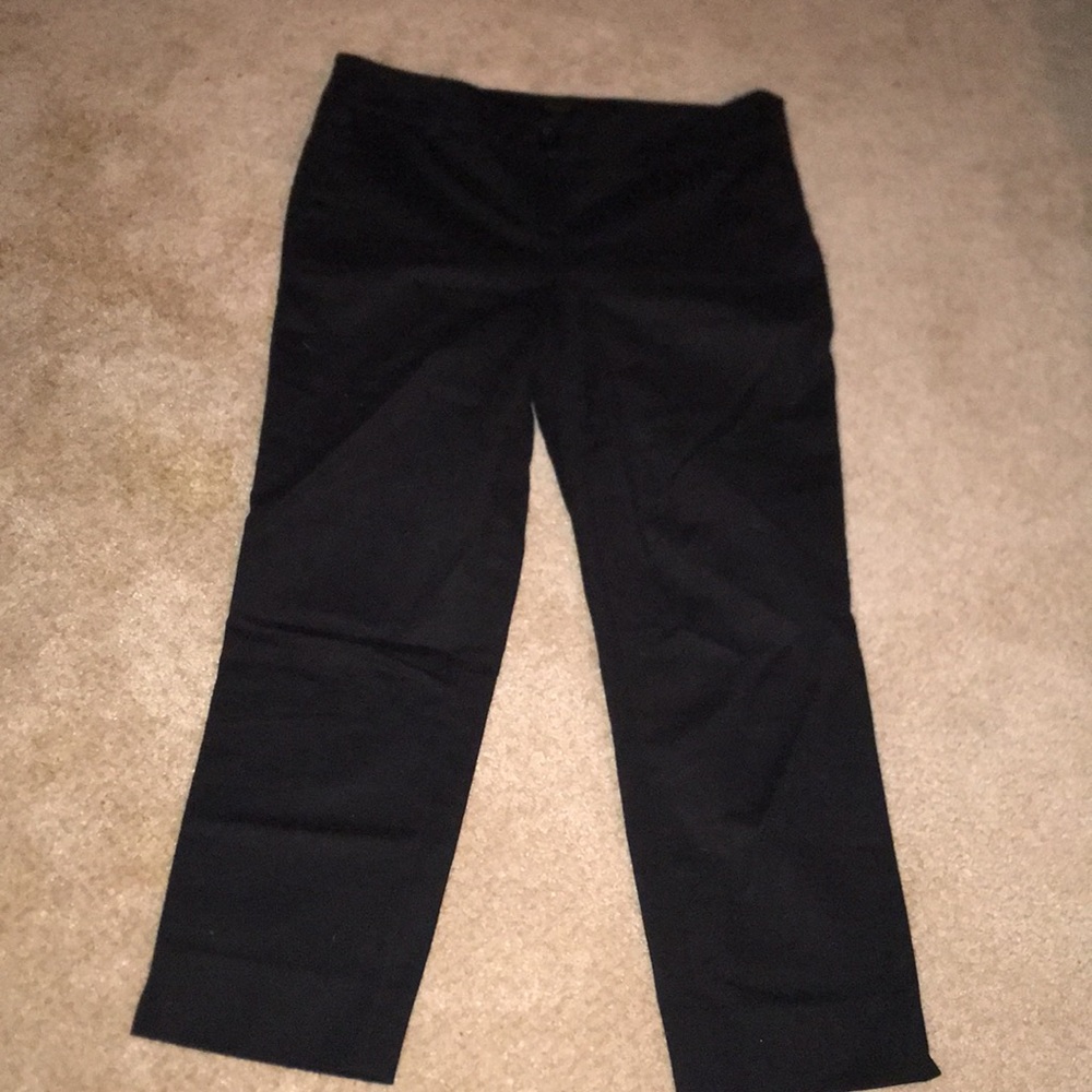 Dalia Black Dressy Capris